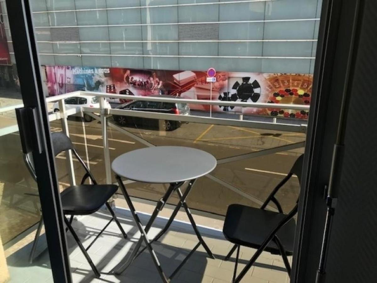 Studio Renove Avec Balcon A 100M De La Plage Et Piscine - 4 Personnes - Les Sables-D'Olonne - Fr-1-331-204 Exterior foto