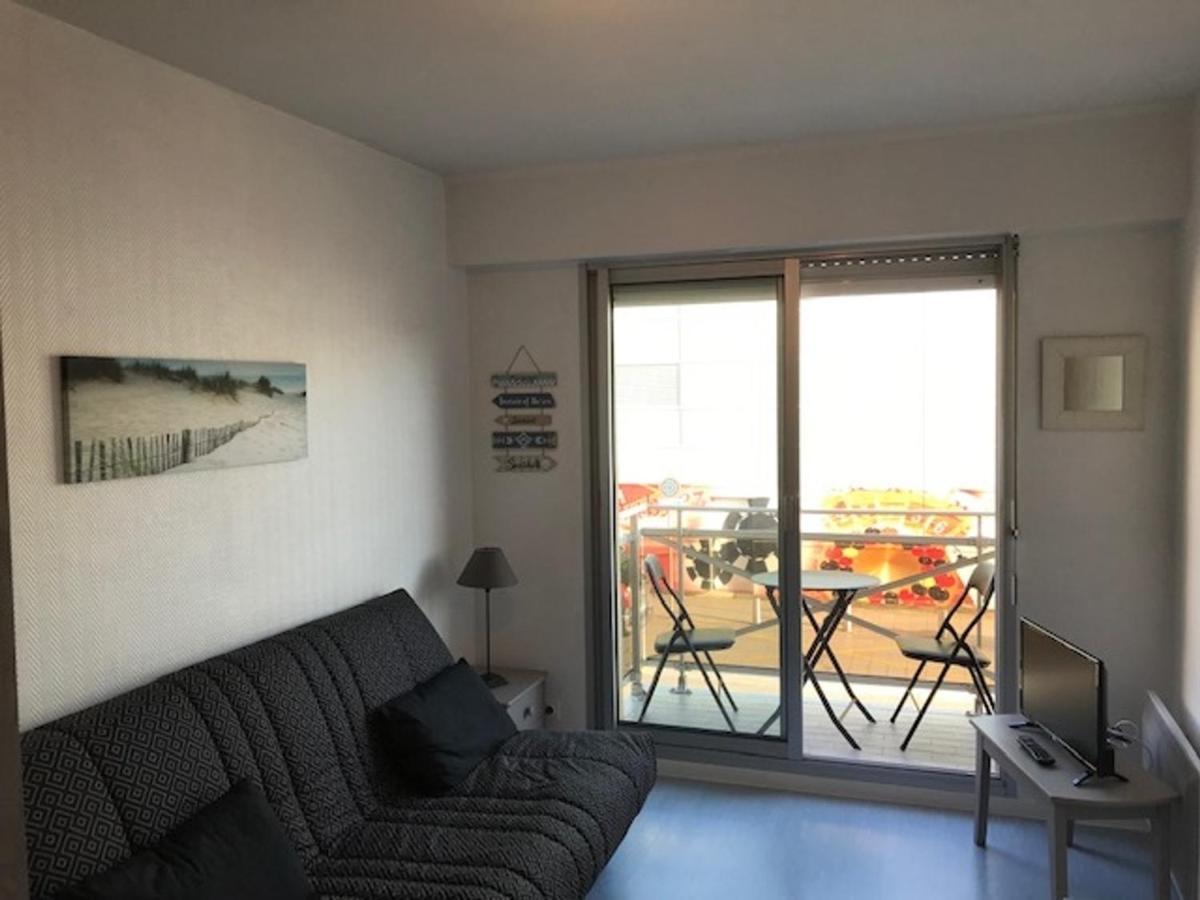 Studio Renove Avec Balcon A 100M De La Plage Et Piscine - 4 Personnes - Les Sables-D'Olonne - Fr-1-331-204 Exterior foto